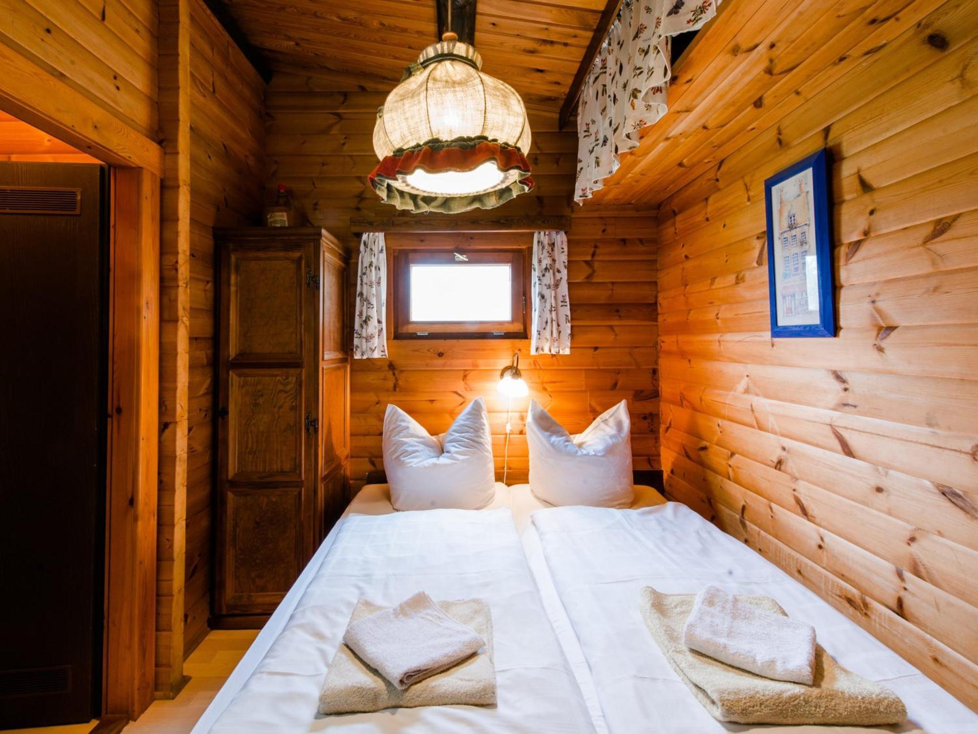 Heidegut Eschede Reitsportanlage Und Feriendorf Room photo