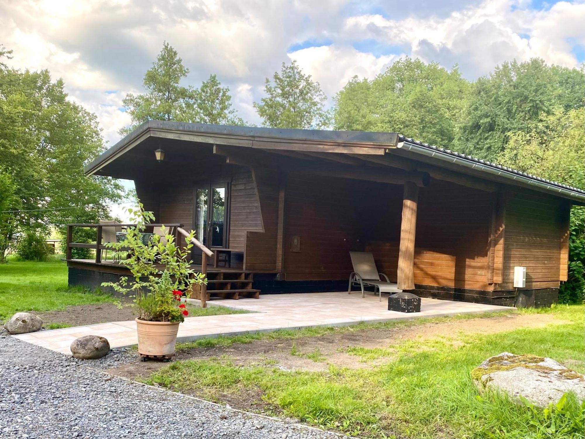 Heidegut Eschede Reitsportanlage Und Feriendorf Exterior photo