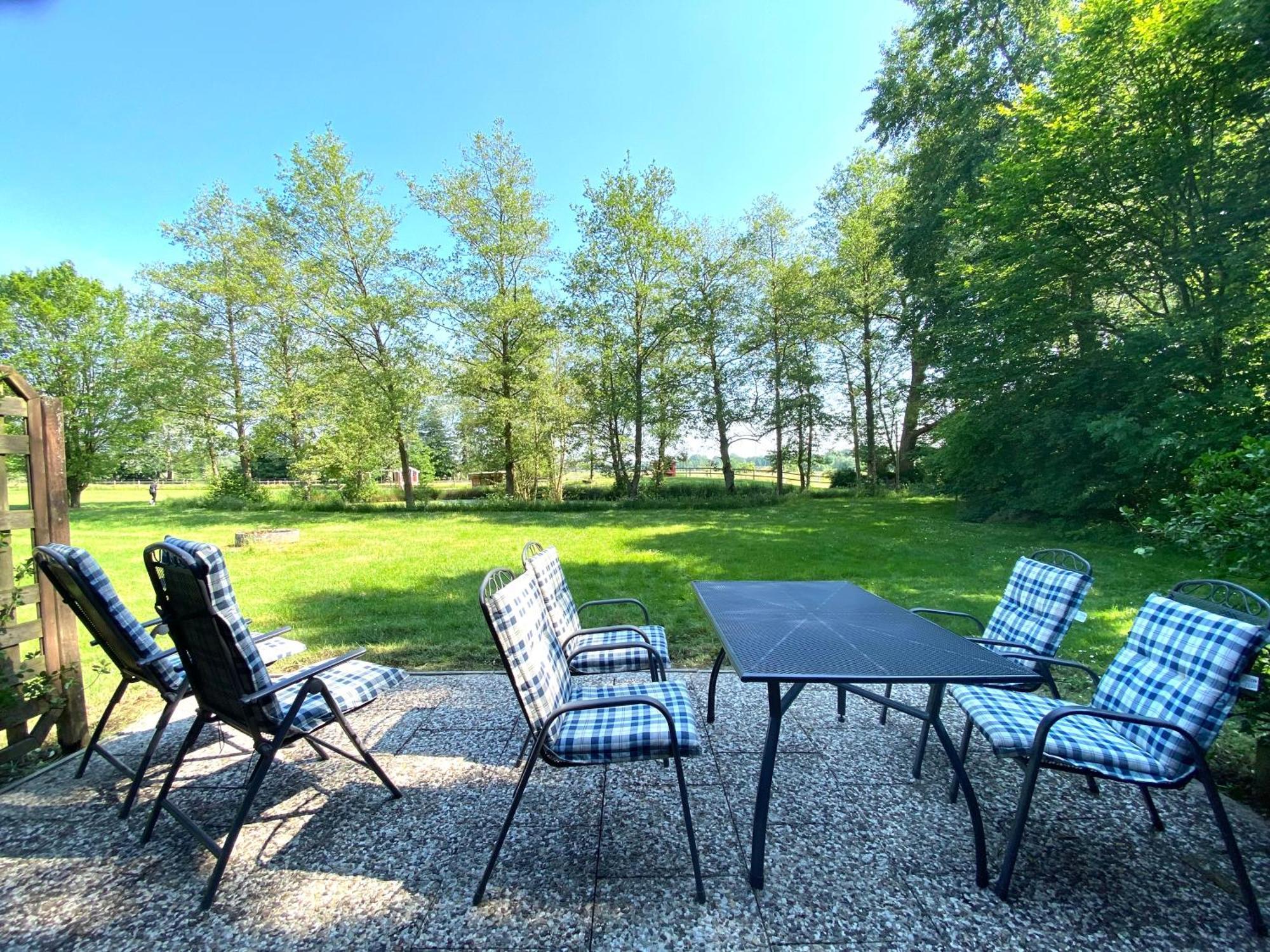 Heidegut Eschede Reitsportanlage Und Feriendorf Exterior photo